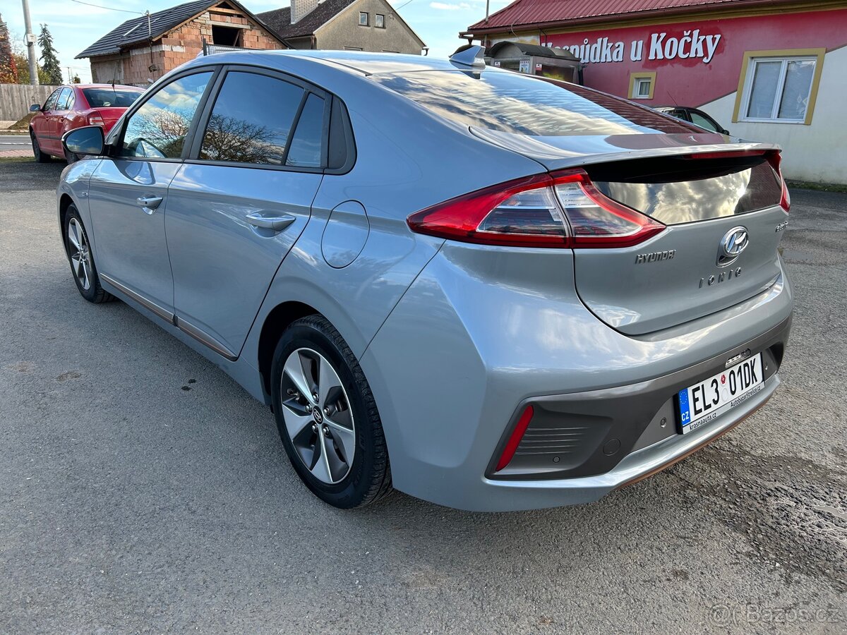 HYUNDAI IONIQ elektric SoH 100% - 9