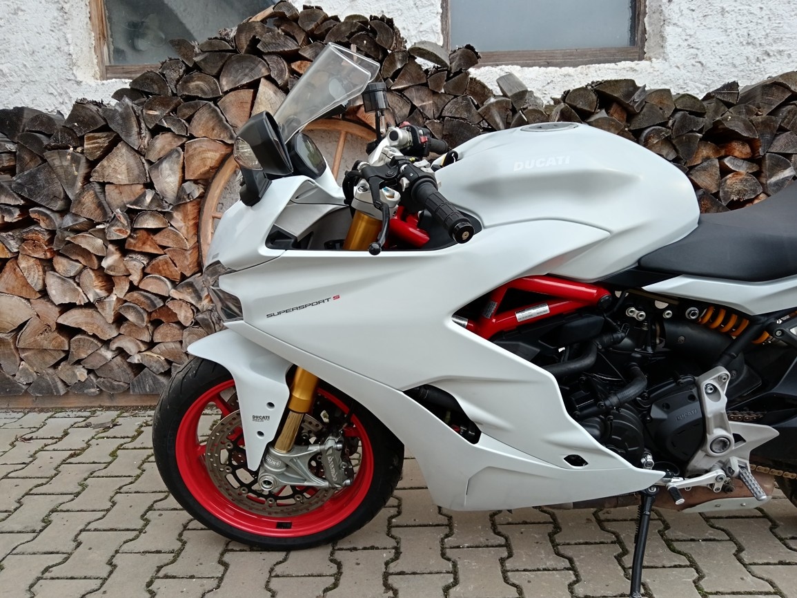 DUCATI SUPERSPORT S - 9