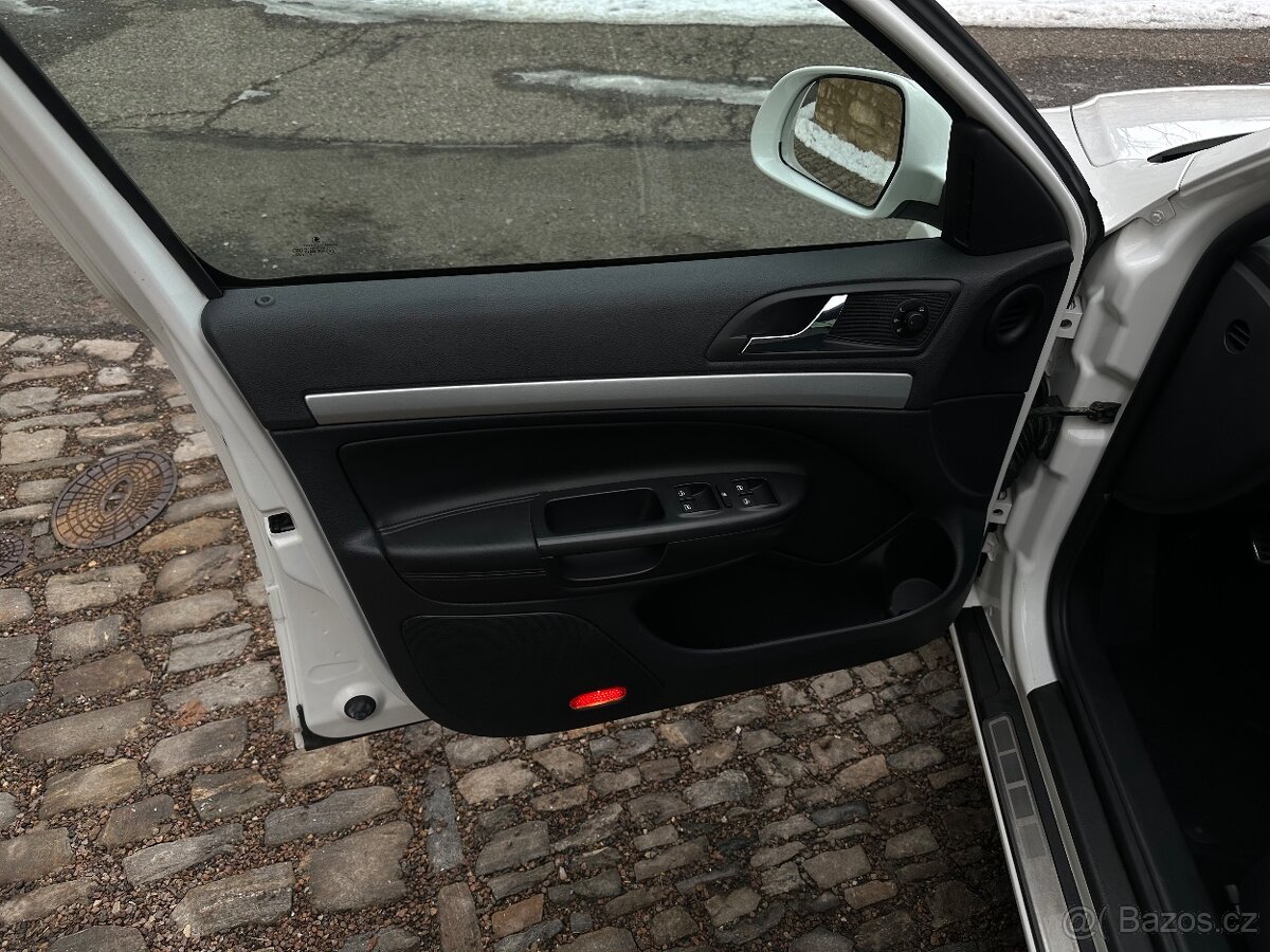 Škoda octavia 2 rs 2.0 tfsi facelift - 9