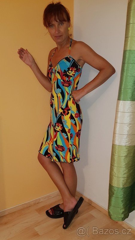 Nová extravagantní vesta zn. Guess barva šedá, šaty vel. M - 9