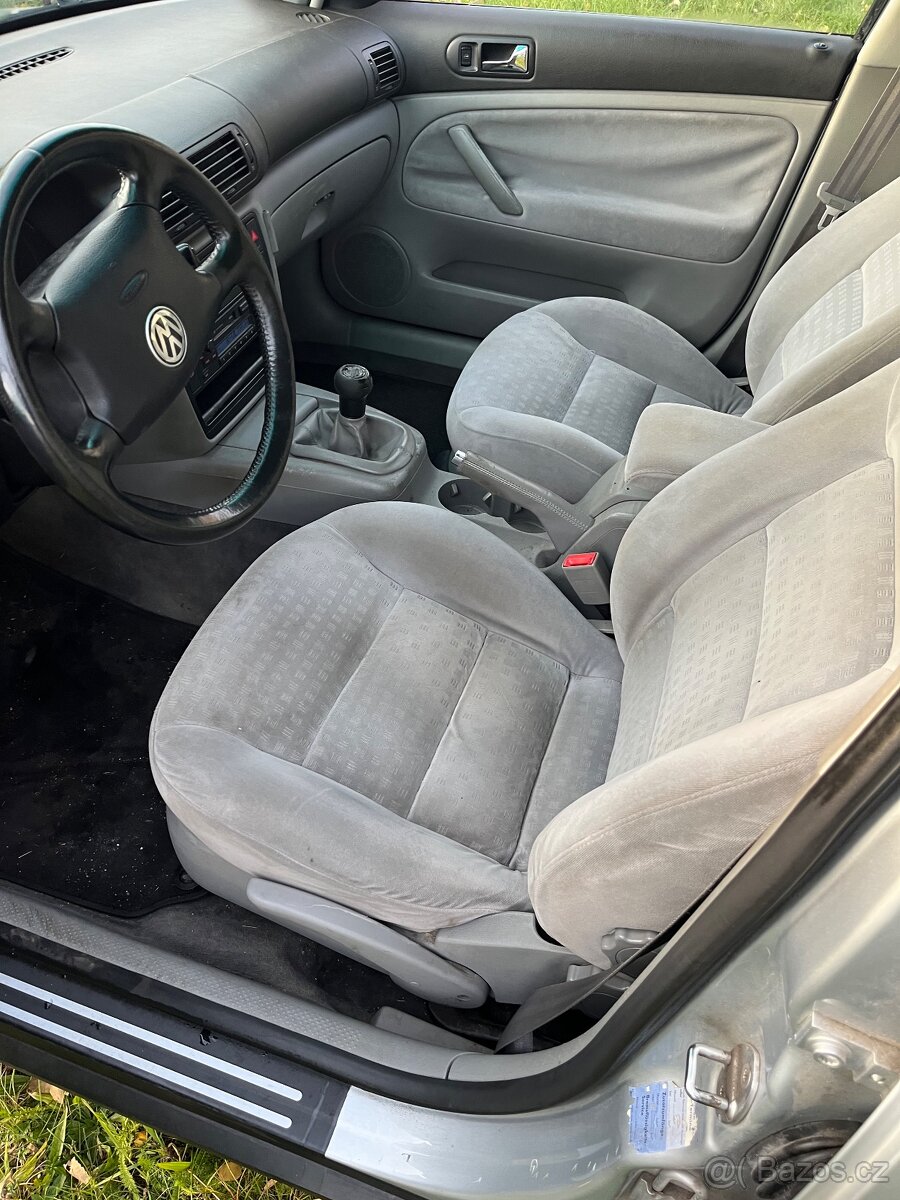 Volkswagen Passat 1.9TDi,96Kw,Xenon,Klima - 9