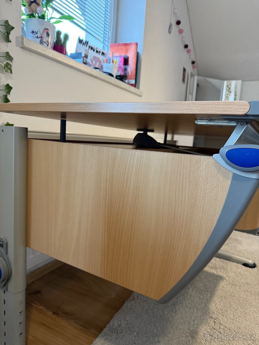 Rostoucí psací stůl - 9