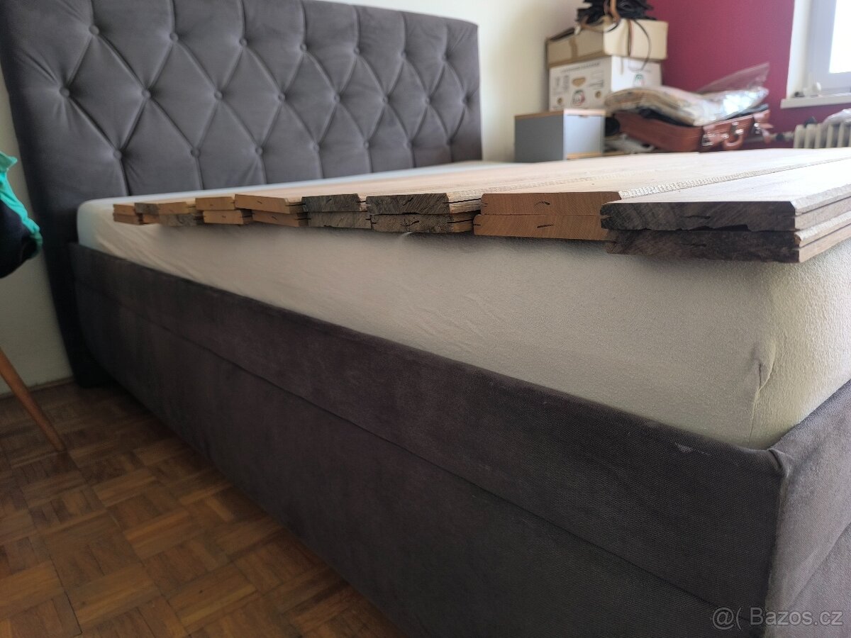 Prodám masivní ořechové obklady. - 9