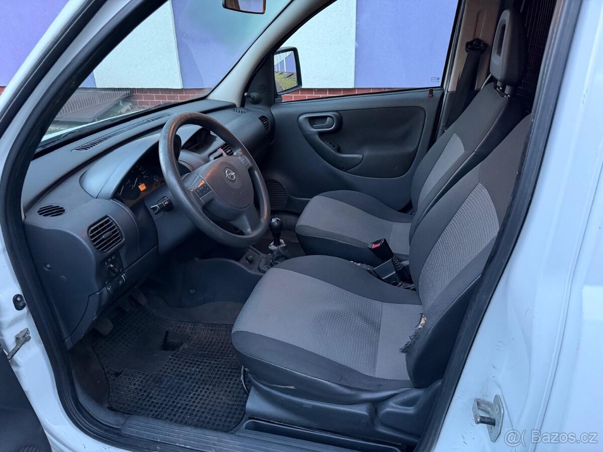 Opel Combo 1,3 CDTi Van - 9