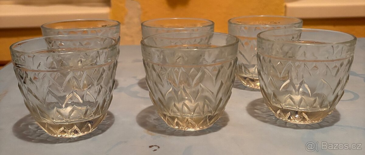 Skleničky-poháry-misky - 9