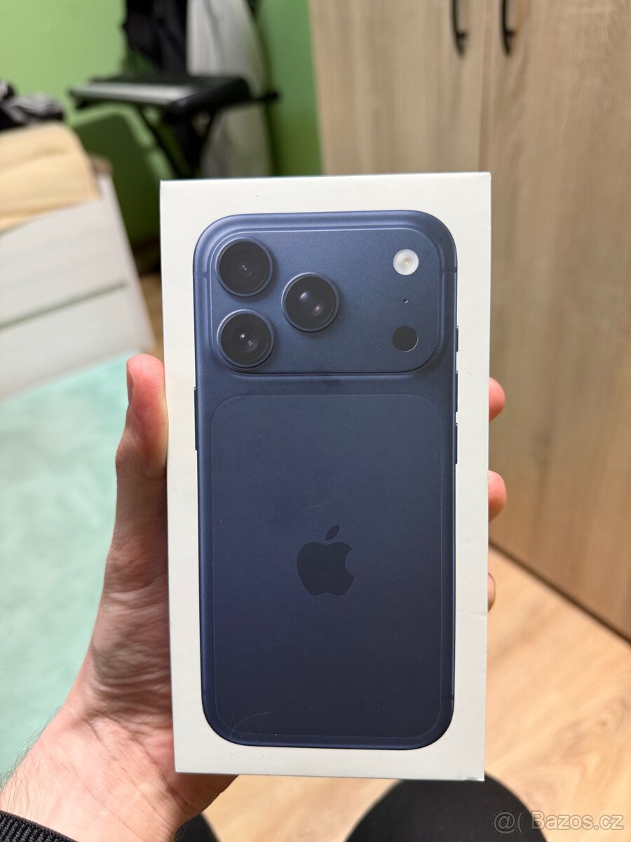 Apple iPhone 17 Pro 256gb Deep Blue - 9