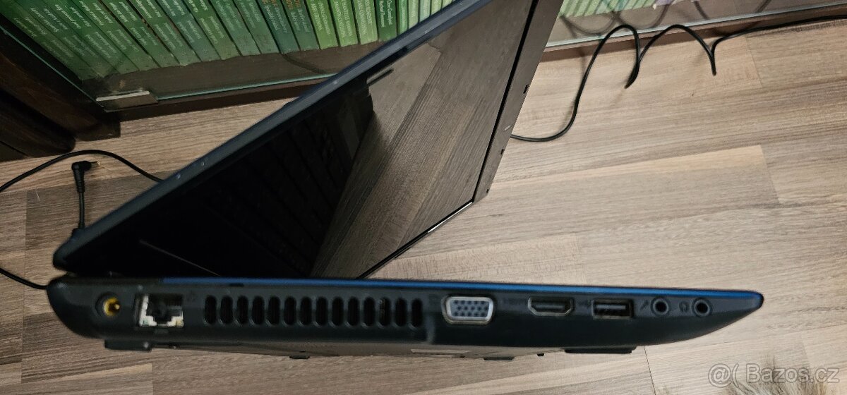 Notebook Acer + příslušenství - 9