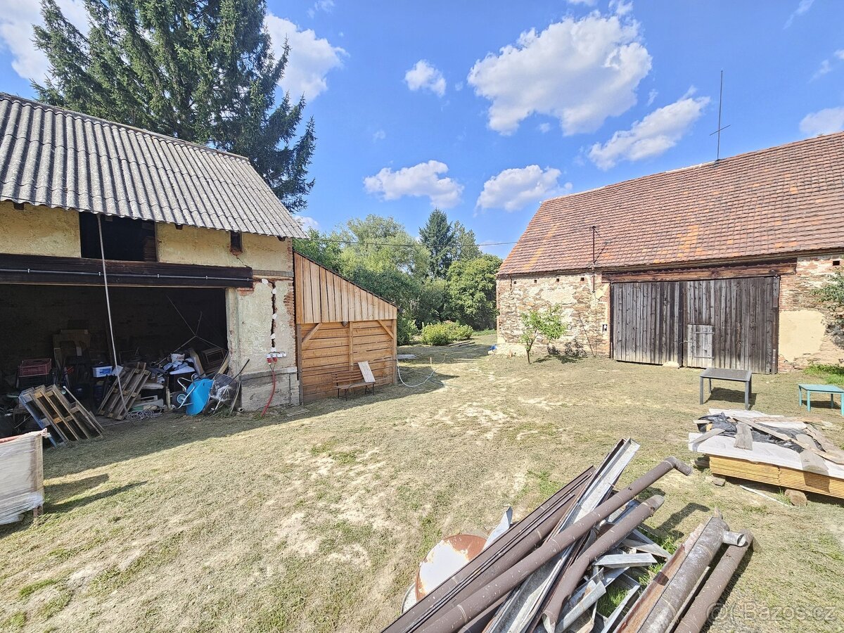 Prodej stavebního pozemku 5 474 m², Slatina, ev.č. 20308 - 9