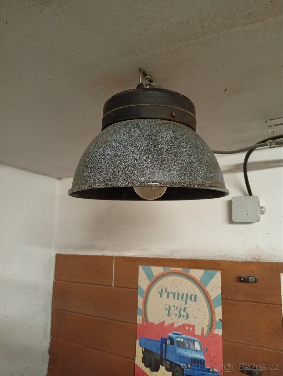 Vybavení dílny - 9