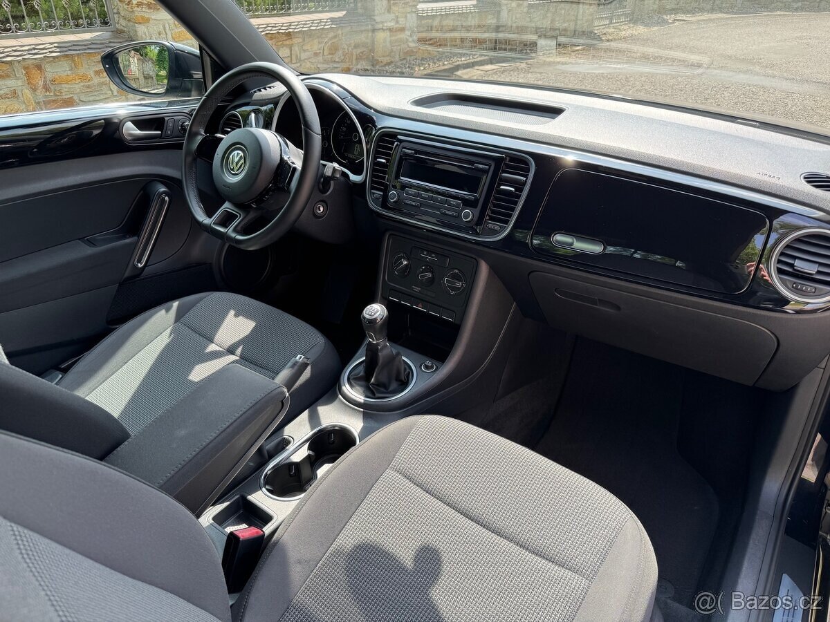 VW Beetle 1,2 TSI 77KW manuál6Q-top stav-serviska,bez koroze - 9