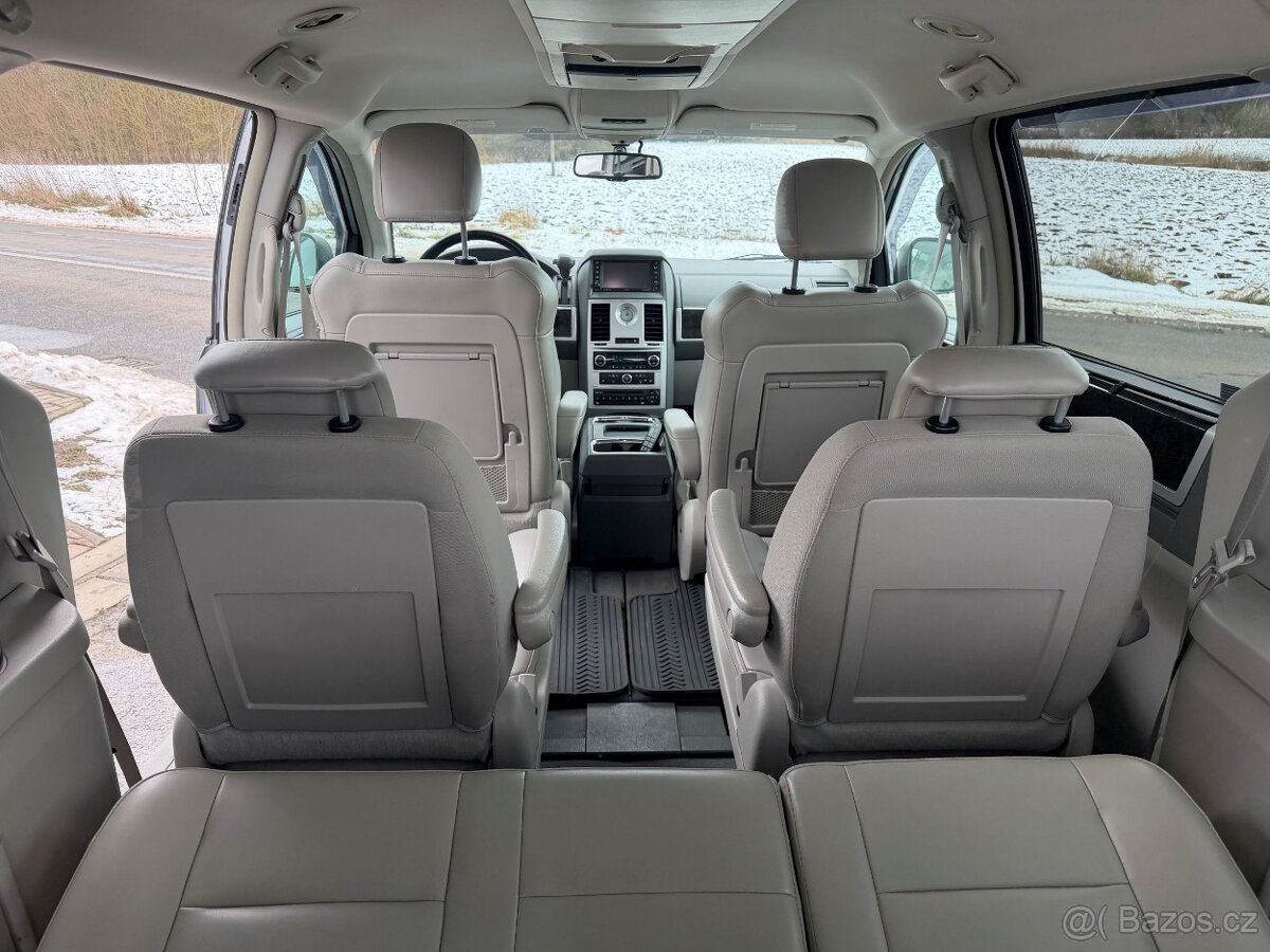 Chrysler Grand Voyager 2,8 CRDi RT DVD Limited 2011 - 9