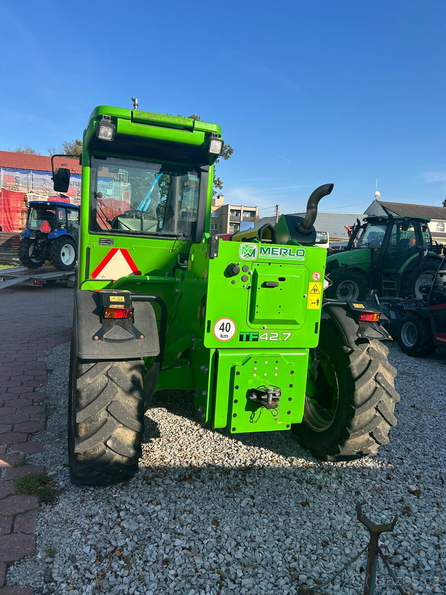 Manipulátor Merlo TF 42.7 140 - 9