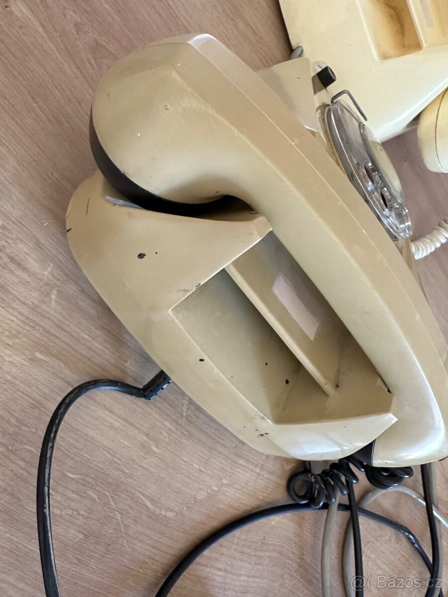 Retro telefon Tesla - 9