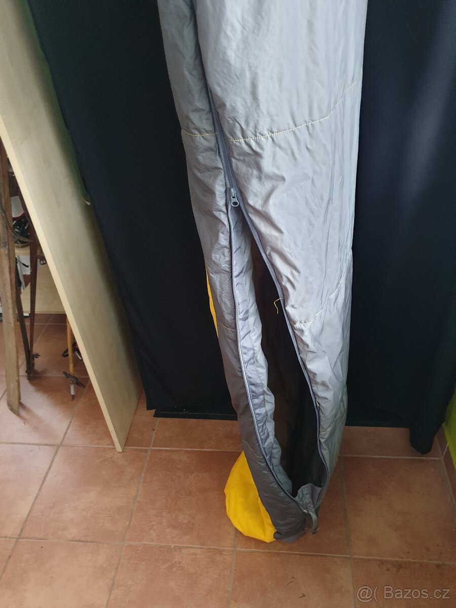 Lehký syntetický spací pytel TheNorthFace SCORPIO - 9