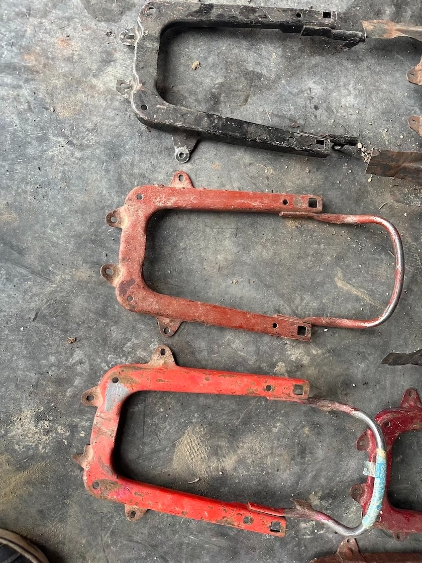 Predám podsedlový nosník JAWA ČZ 125 175 250 - 9