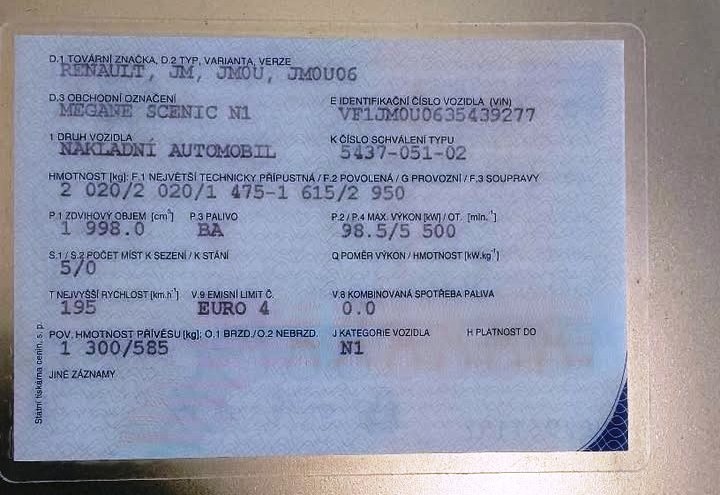 Renault Megane Scenic 2.0 benzín rok 2006 - 9