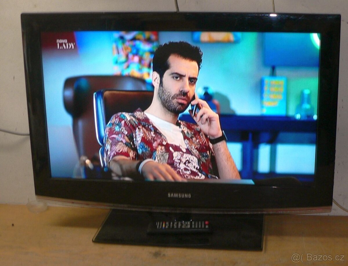 LCD televize 32 palců SAMSUNG, 80 cm nemá DVBT2 - 9