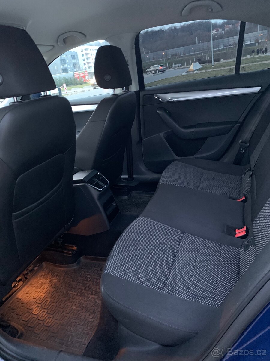 Škoda OCTAVIA 2016 - 9