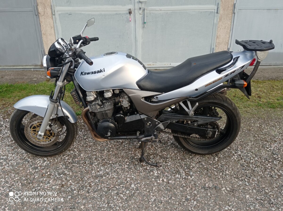 Kawasaki ZR7 - 9