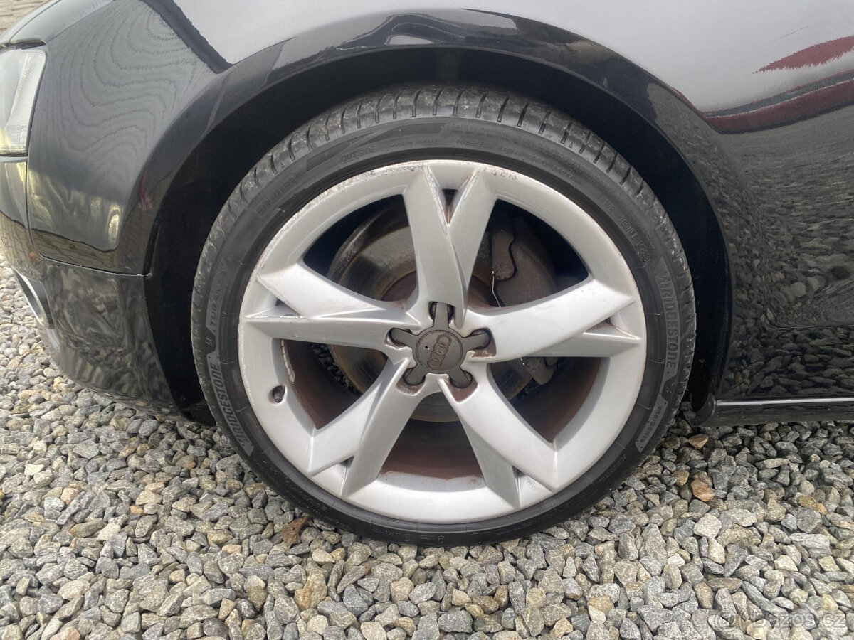 ++Audi A5 3.0TDi 235PS 4x4 MANUAL S-LINE++ - 9