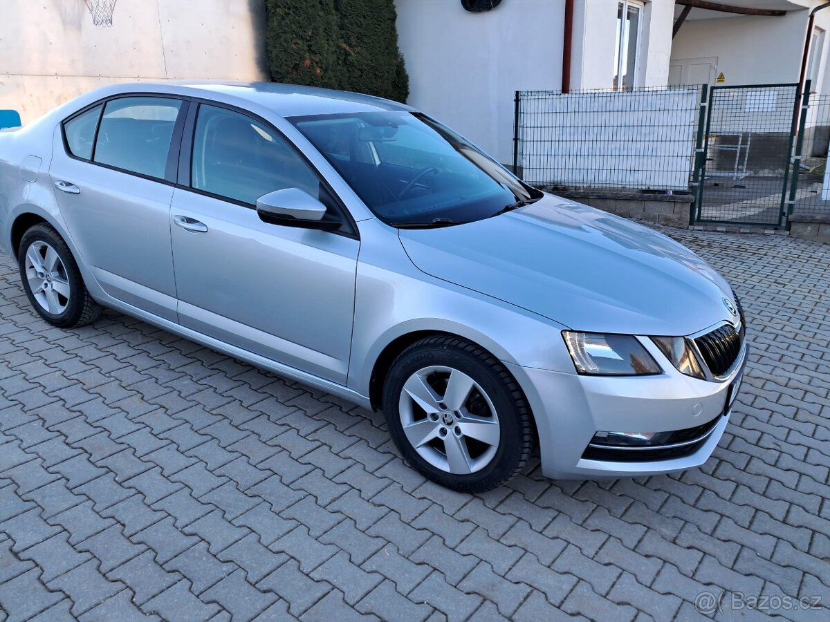 Škoda Octavia 2.0 TDI Style - 9