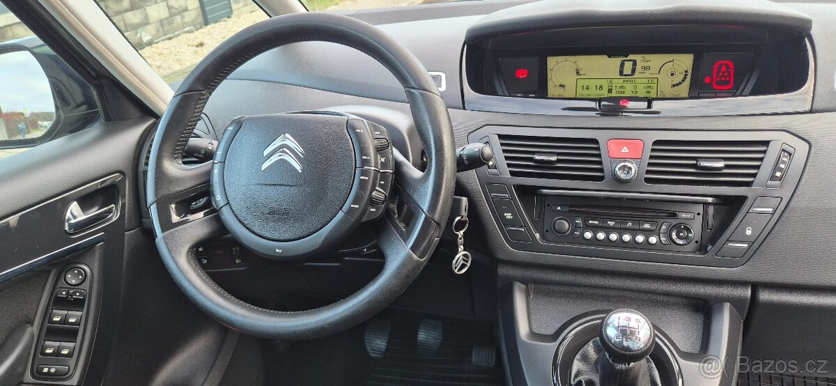 Citroen C4 Picasso 1.6i 16V 88Kw 61 740km TZ 7míst nové v ČR - 9