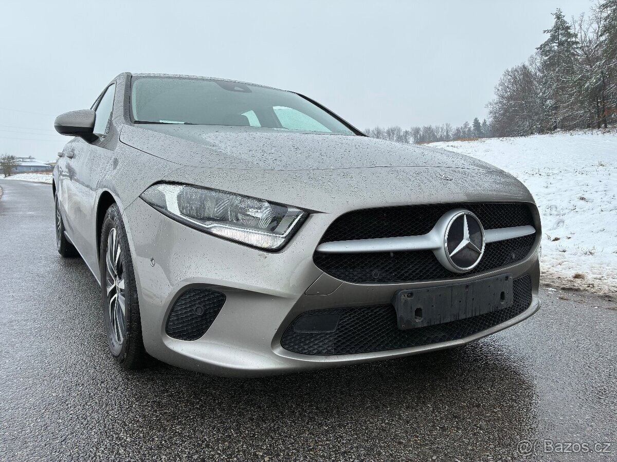 Mercedes-Benz třídy A160 - 9