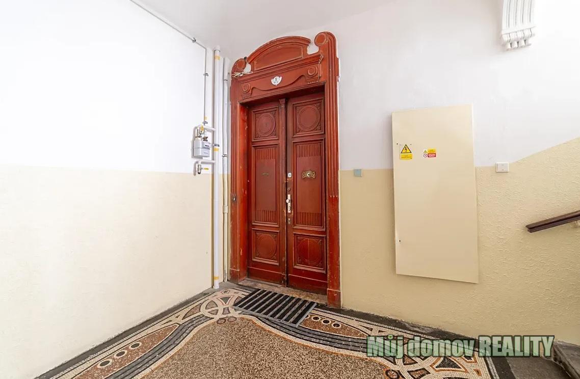 Pronájem prostorné jednotky 4+1 (cca 100 m) Praha 2, Gorazd - 9