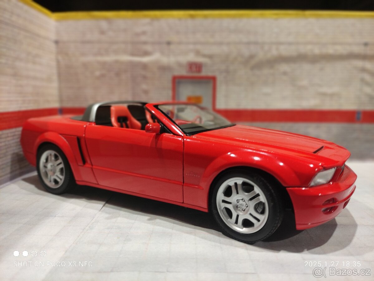 Ford mustang Cabrio 1:18 - 9