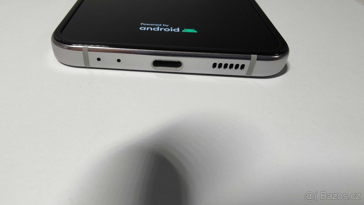 Samsung Galaxy Z Flip4 5G (F721B) 8GB/256GB, Bespoke Edition - 9