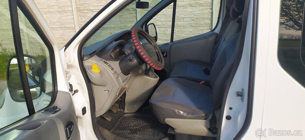 RENAULT TRAFIC L2H1 LONG 2,0DCi84kw,rv2014,9MÍST,DPH - 9