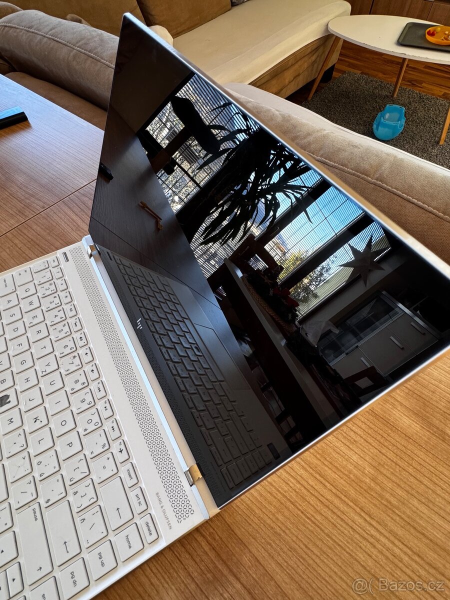 HP Spectre Laptop 13” - 9