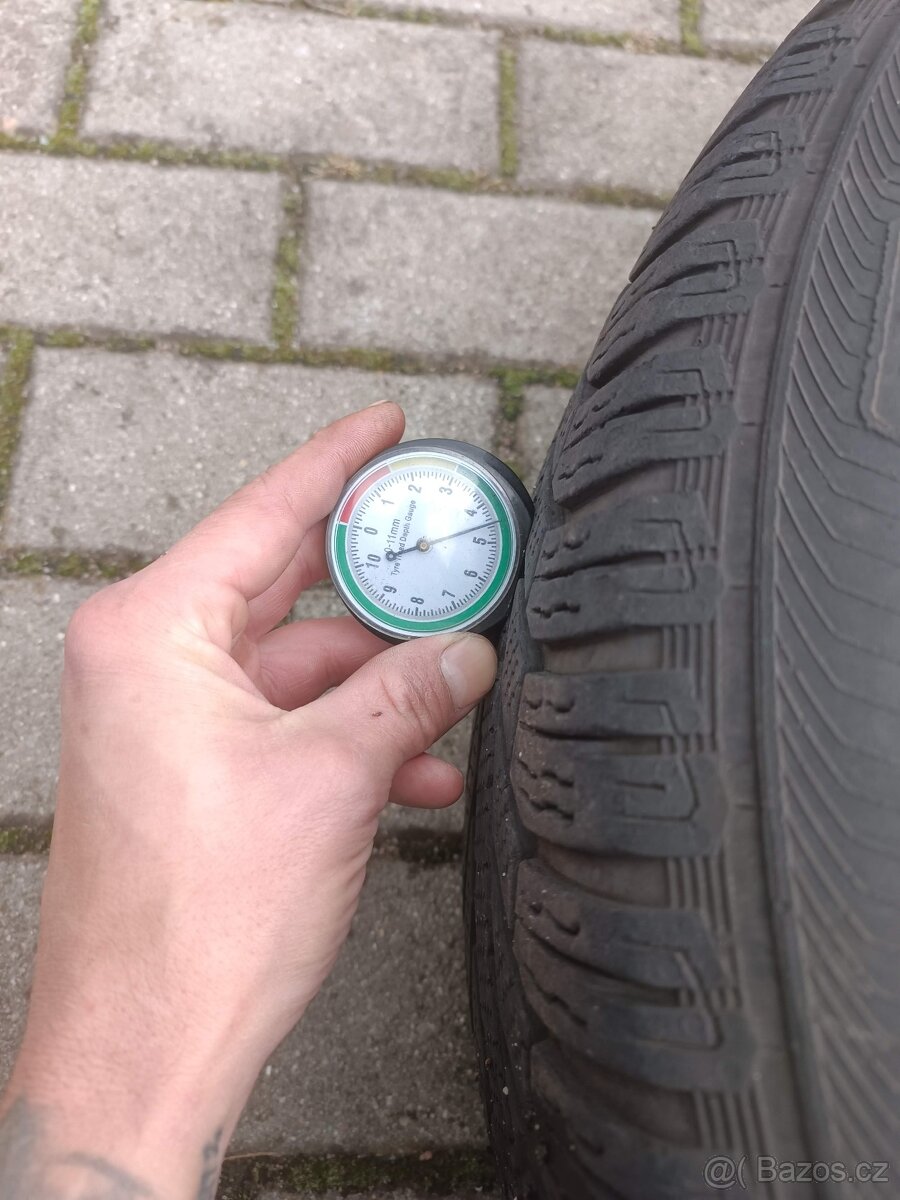 481. Zimní sada Ford R16 TPMS - 9