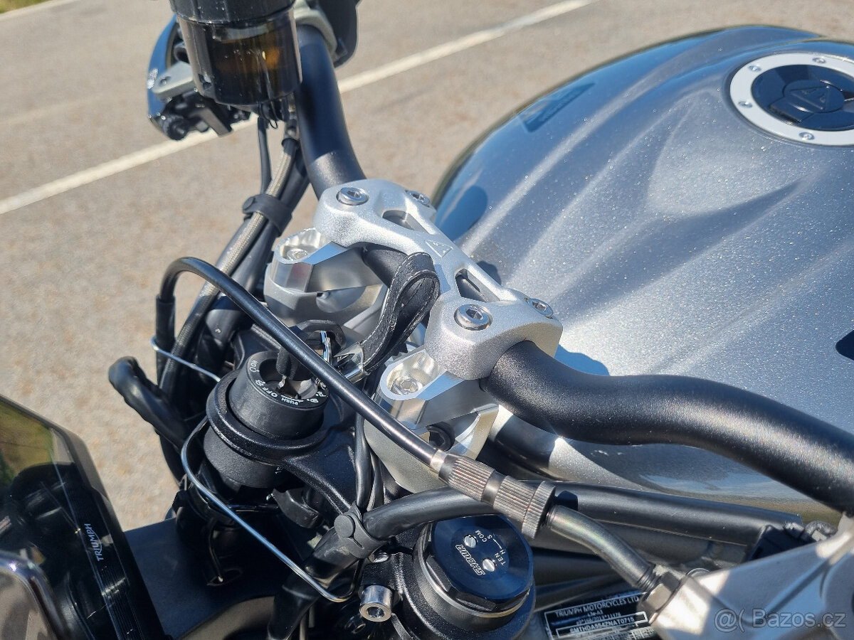 Triumph Street Triple 765 RS - 9