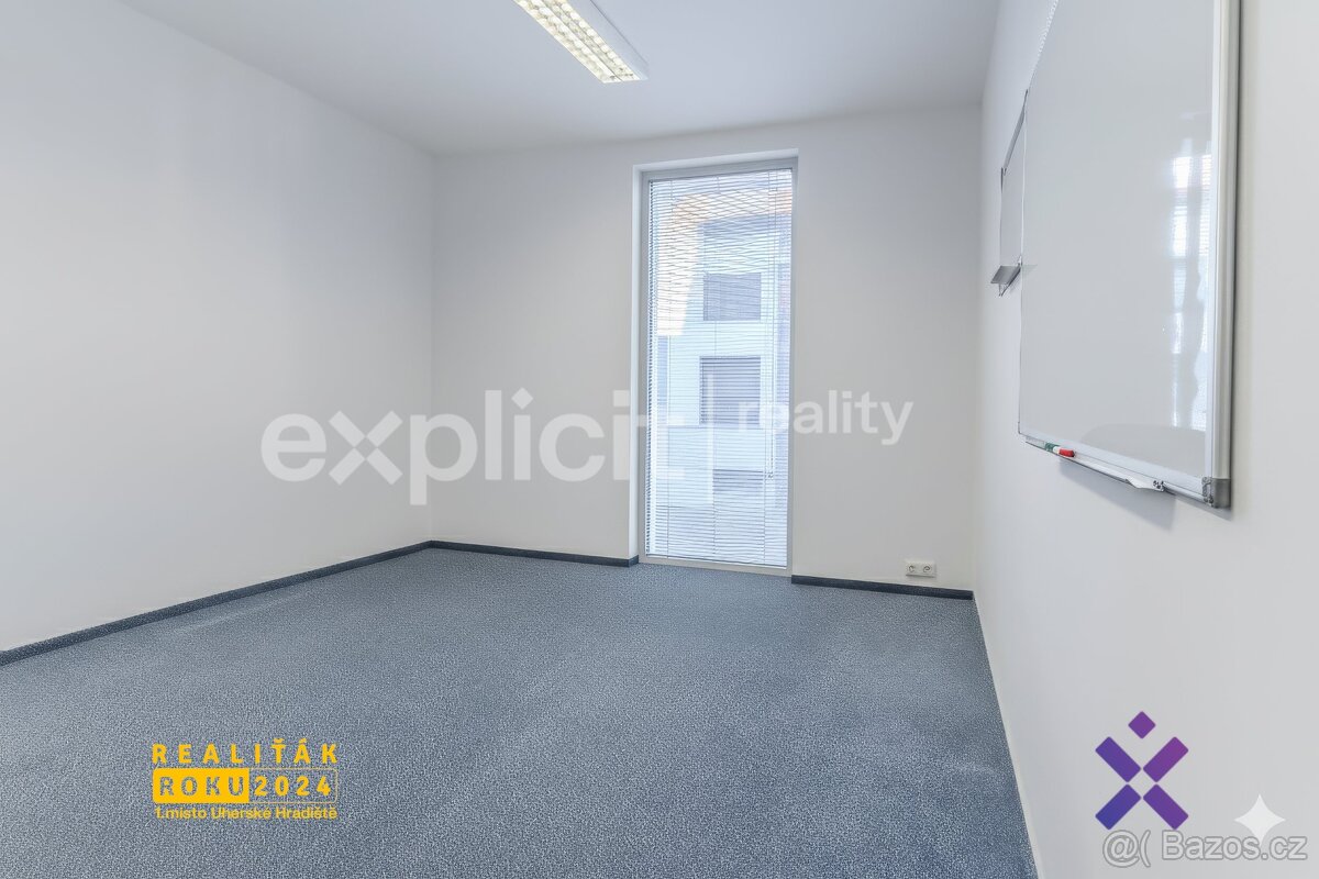 Prodej obchodního prostoru u náměstí 547 m², Uherské Hradišt - 9