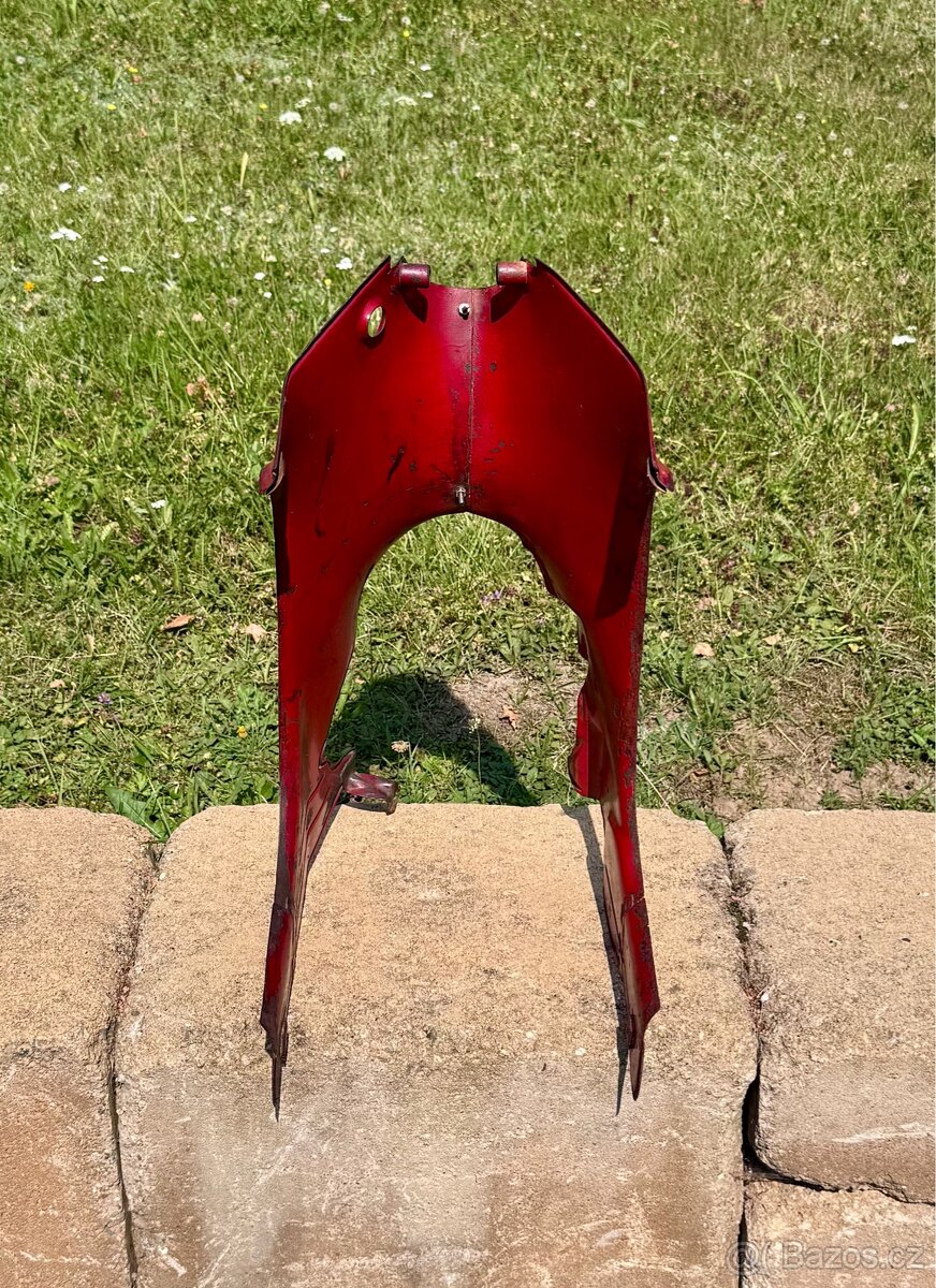 Jawa ČZ 125 175 - podsedlové plechy žábry - 9