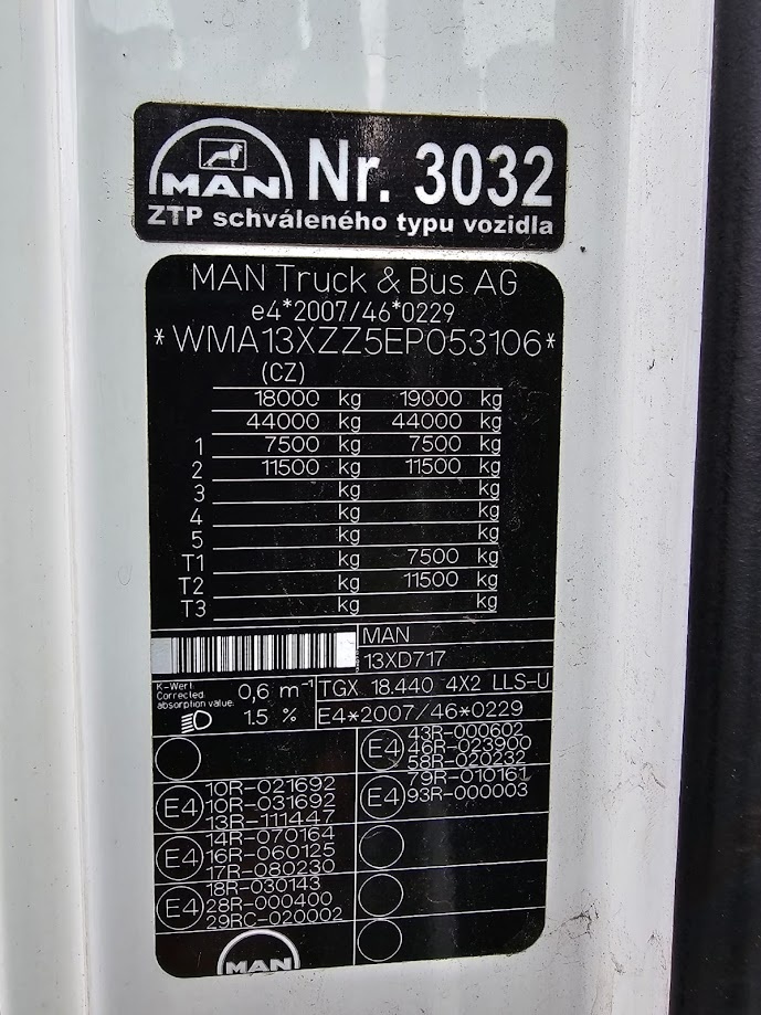 TAHAČ MAN TGX 18.440 r.2014,retardér,lowdeck,automat - 9