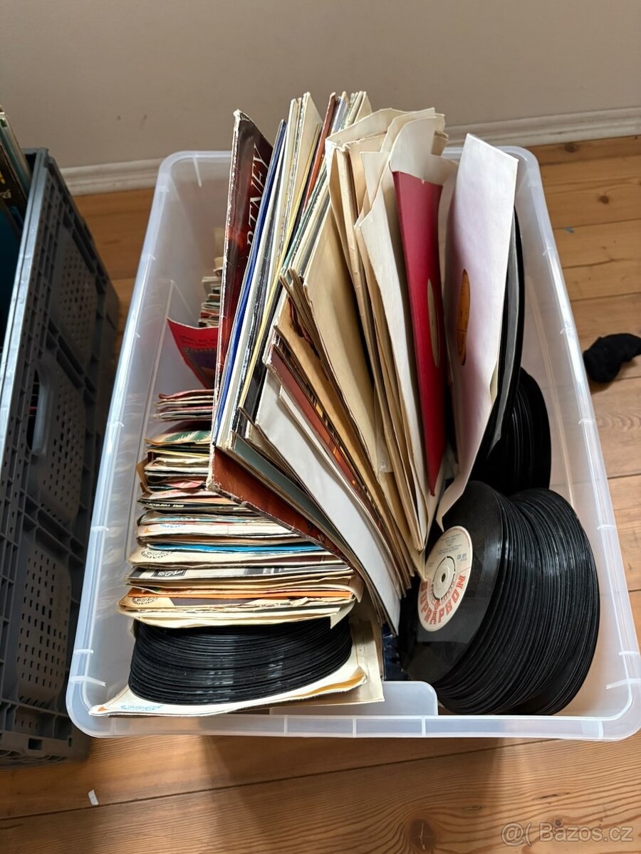 LP - různí interpreti cca 50ks+ - 9
