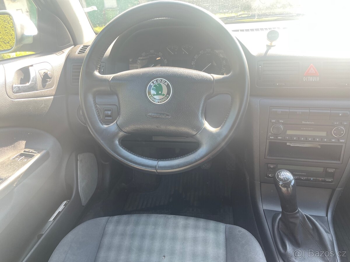 Škoda Octavia 1, 1.6 benzin, 2004 - 9