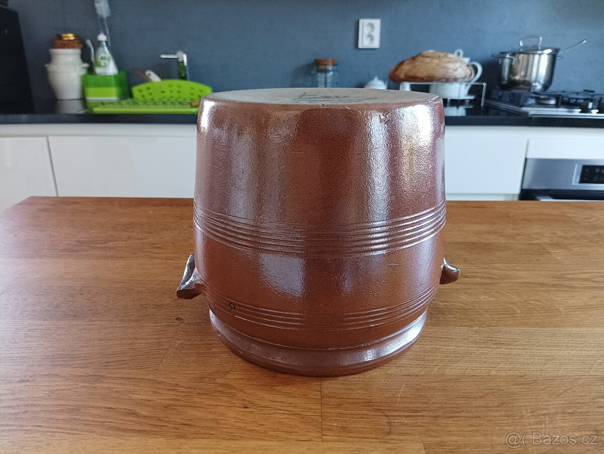 STARÝ SÁDELŇÁK CASTELMORON-SUR-LOT FR - 9