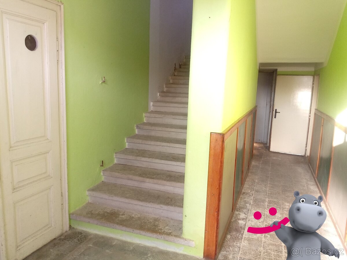 Prodej činžovního domu, užitná plocha 846 m², na pozemku 710 - 9