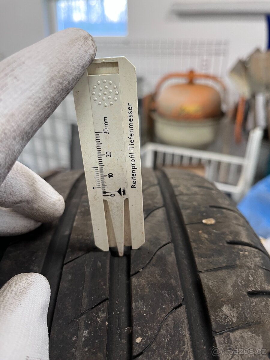 215/55 R17 Letní 4s - 9