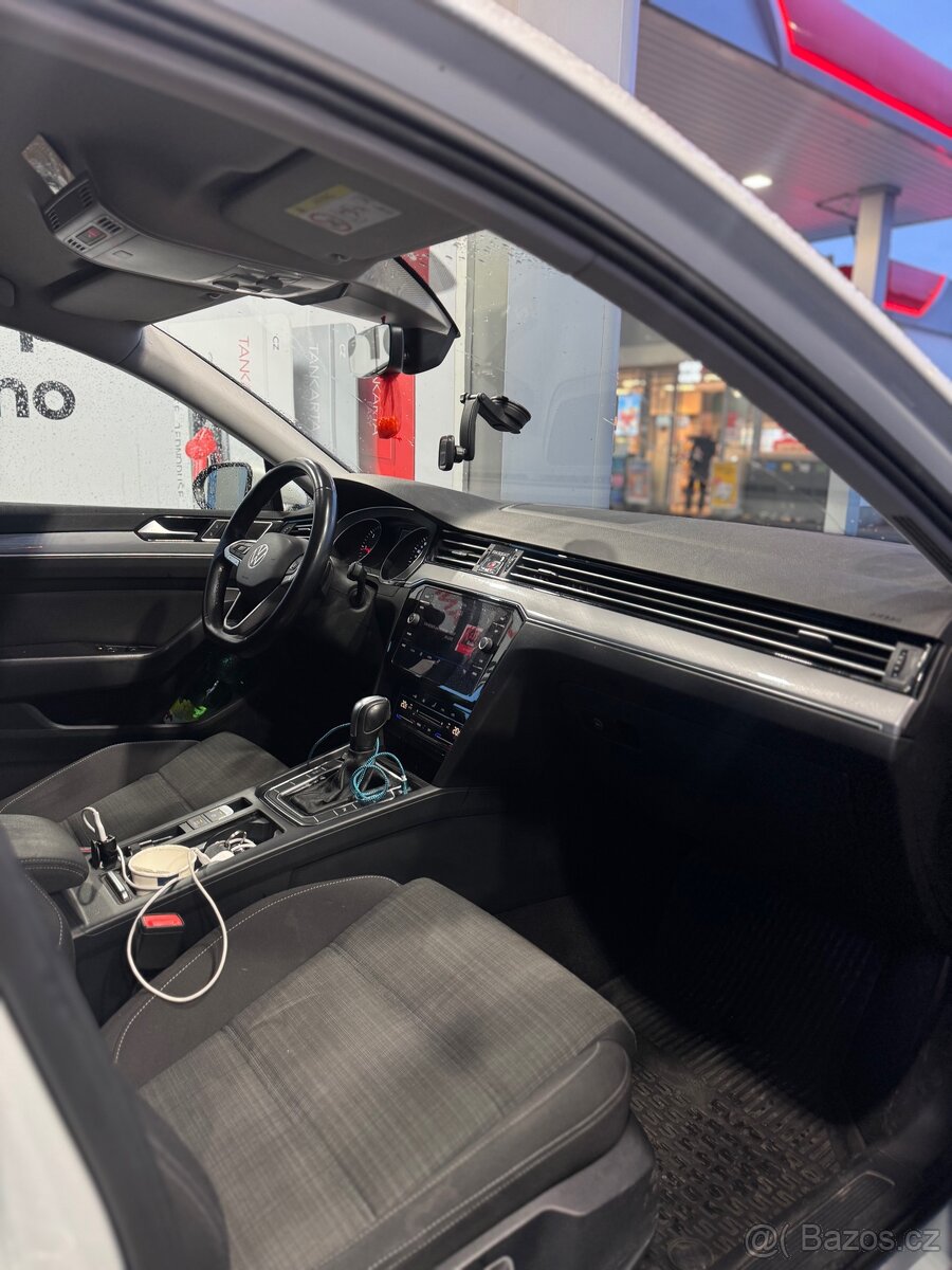 Prodám Volkswagen Passat B8 - 9
