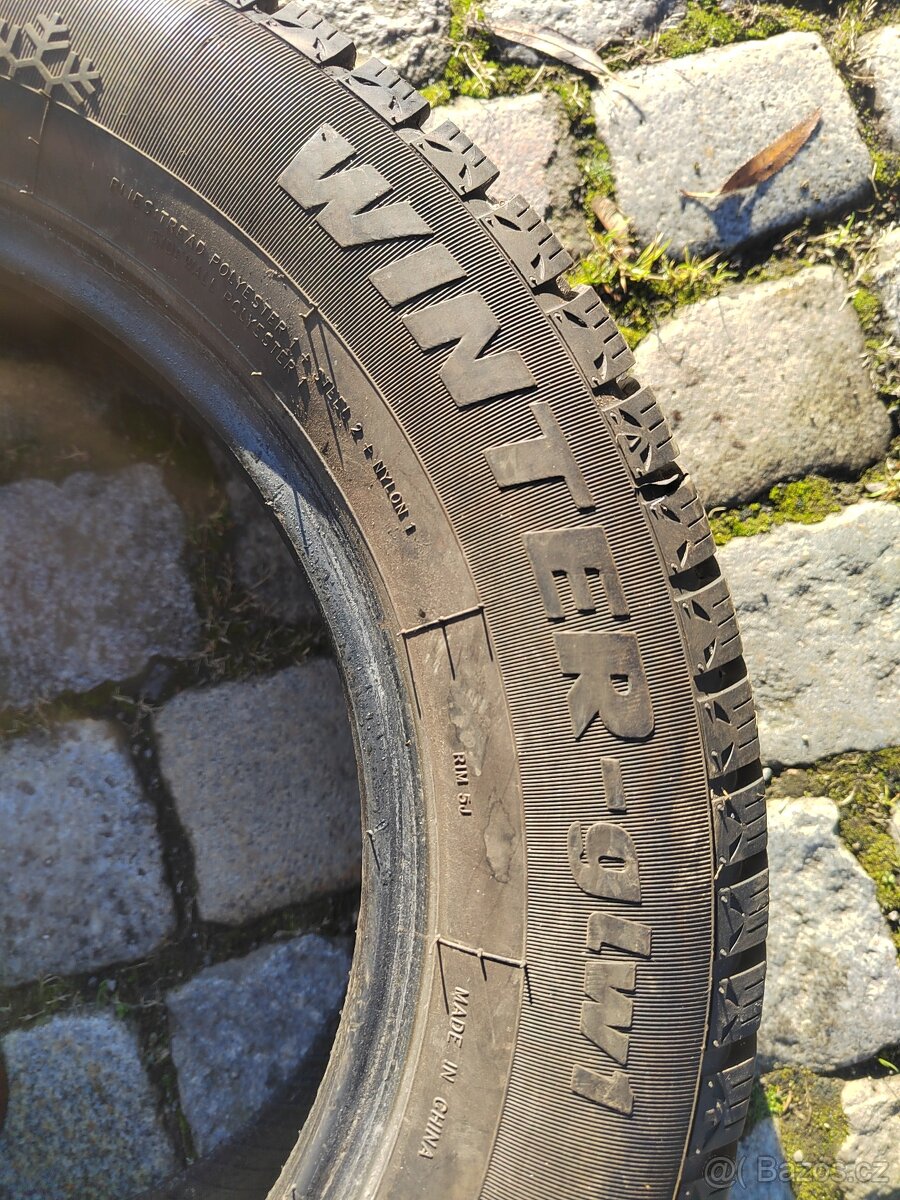 Prodám téměř nové zimní pneu 175/65/14 Goldline Winter - 9