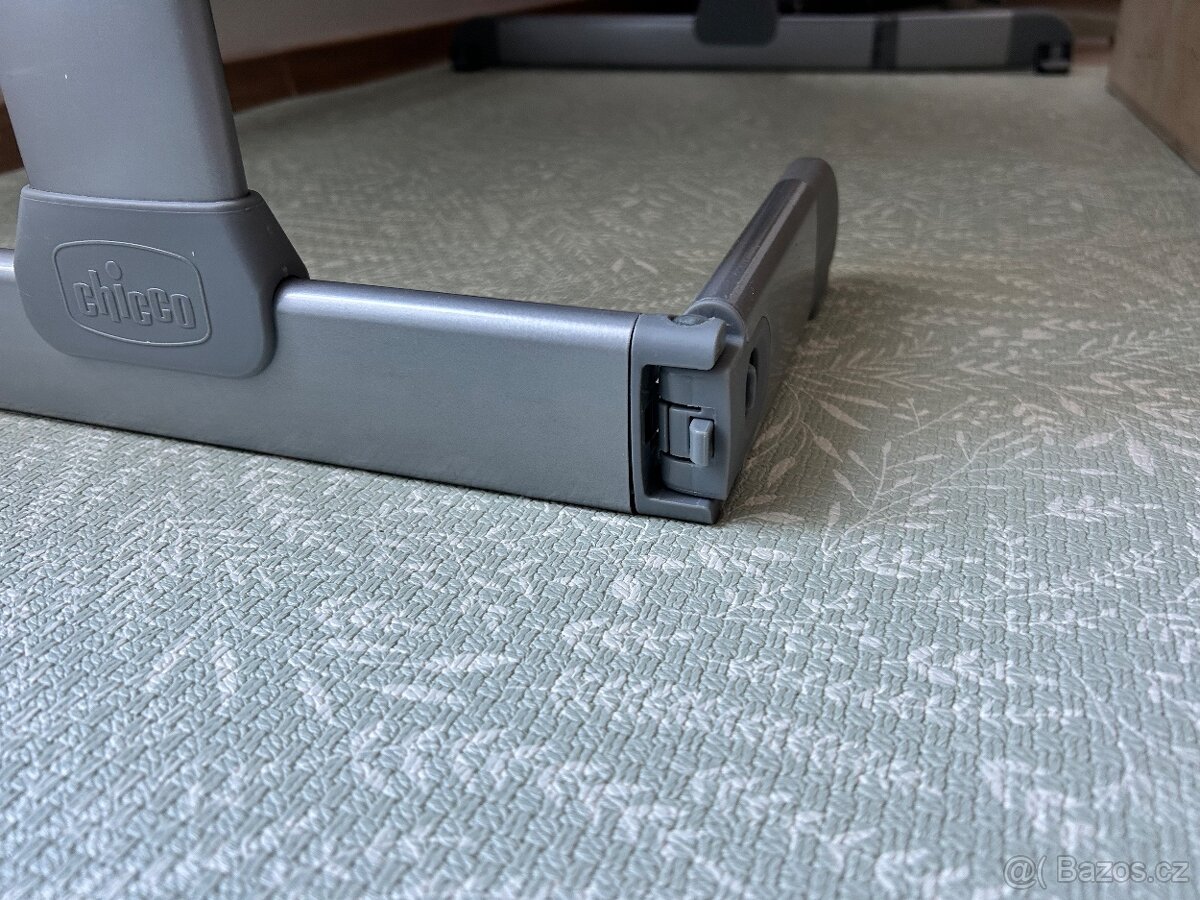 Postýlka Chicco Next2me - 9