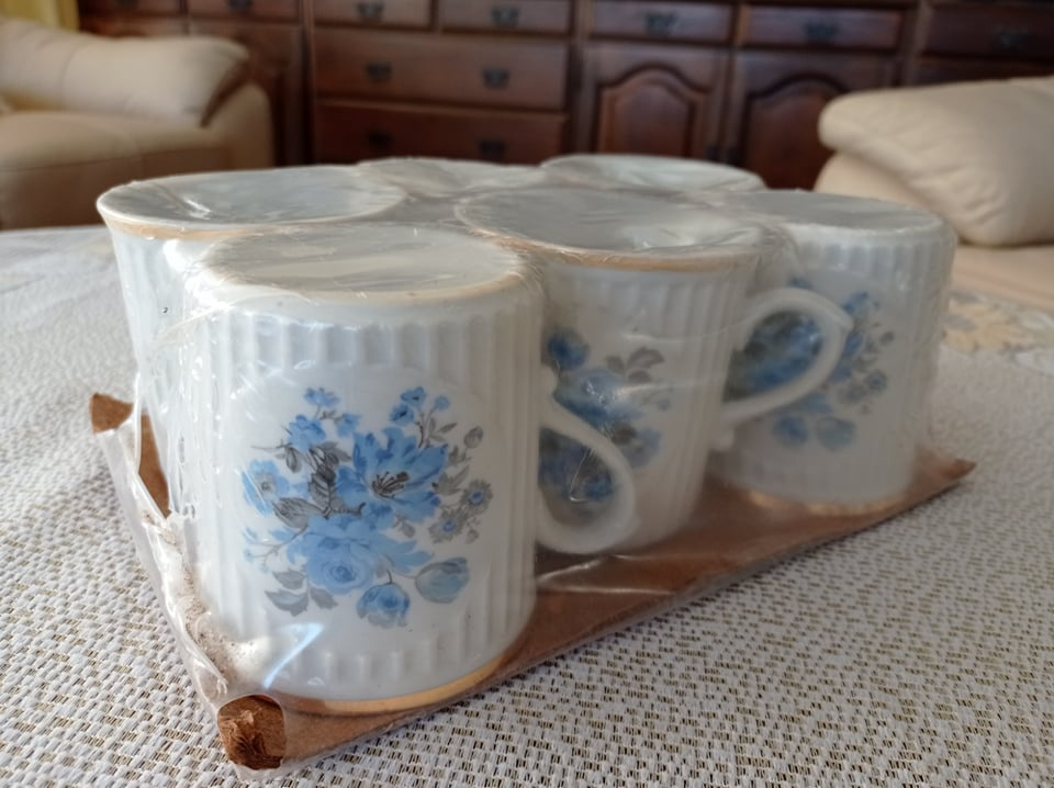 československé hrnky - sady - 9