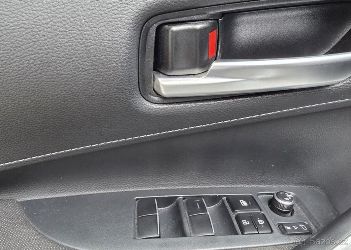 Toyota Corolla 1.8-AUTOMAT-HYBRID - 9