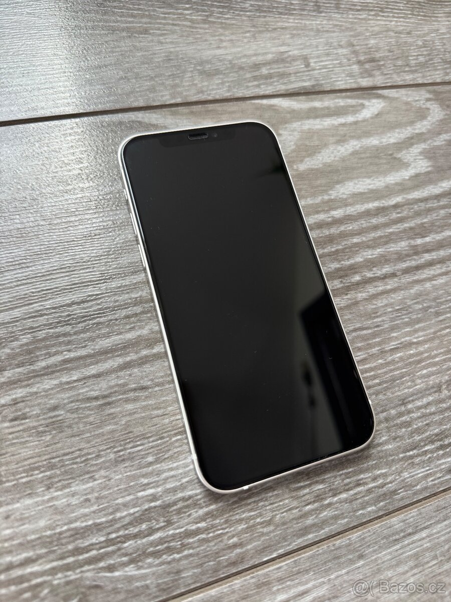 Apple iPhone 12 64GB bílý - 9