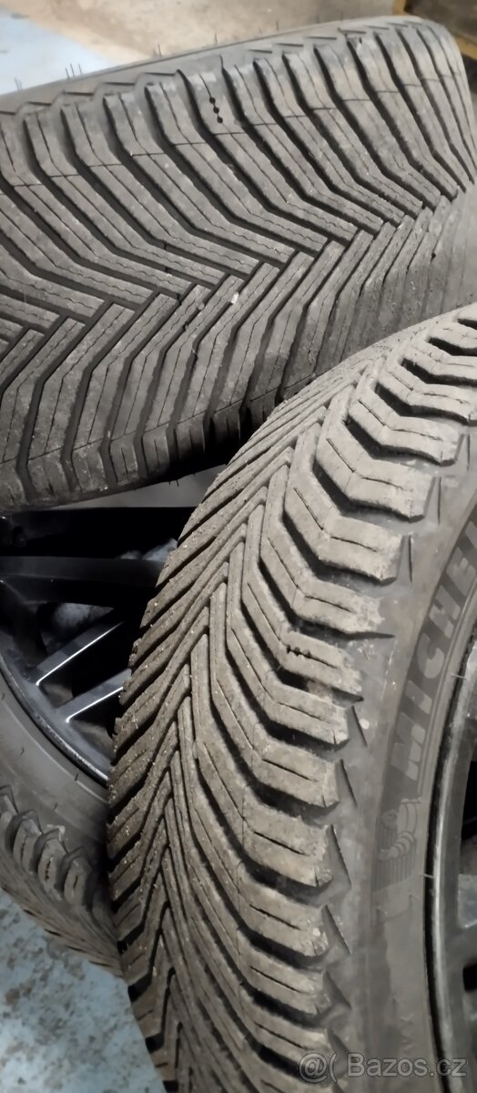Prodám Alu disky 20 + pneu Mercedes-Benz - 9