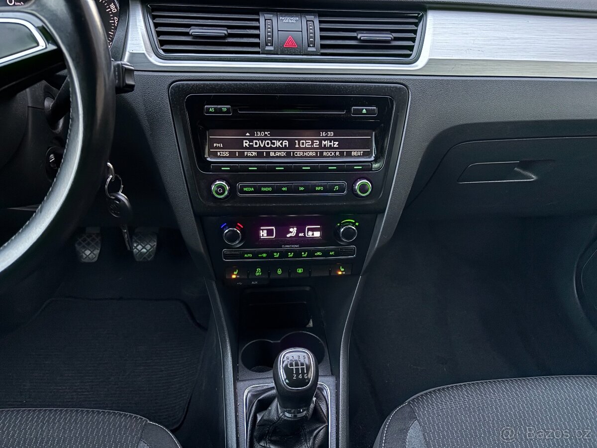 ŠKODA RAPID 1.2TSI,77KW,ELEGANCE,ALU,DIGI KLIMA - 9